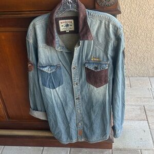Winchester Men's Denim Shirt with Brown and Blue Pockets